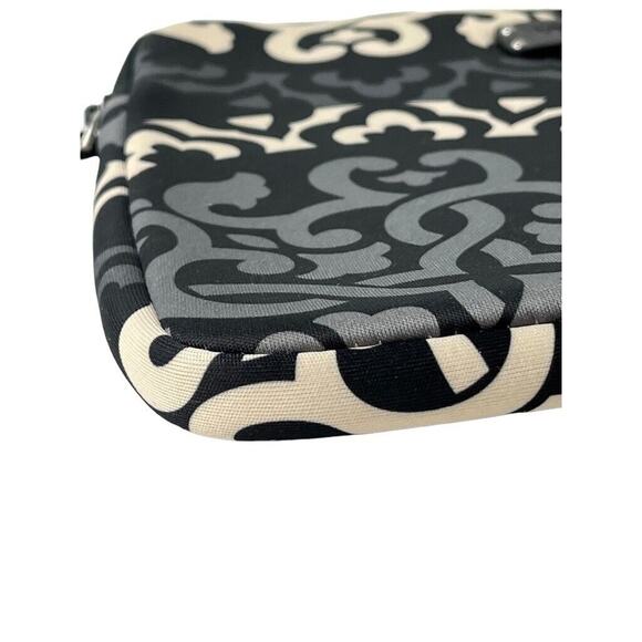 Vera Bradley Canterberry Magenta Neoprene Ereader Tablet Case Cover 10" Sleeve - Picture 14 of 16